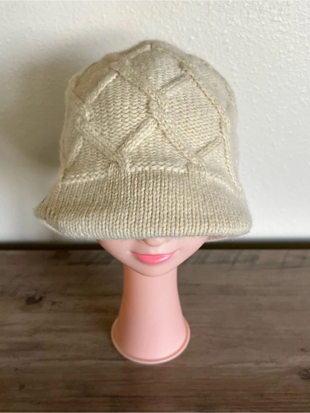 Patagonia Women’s Honeycomb Knit Beanie Cap White Birch Wool Blend Winter Hat